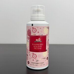 Bath & Body Works BBW x Milk Bar Raspberry Holiday Pie Bar Shapeable Soap